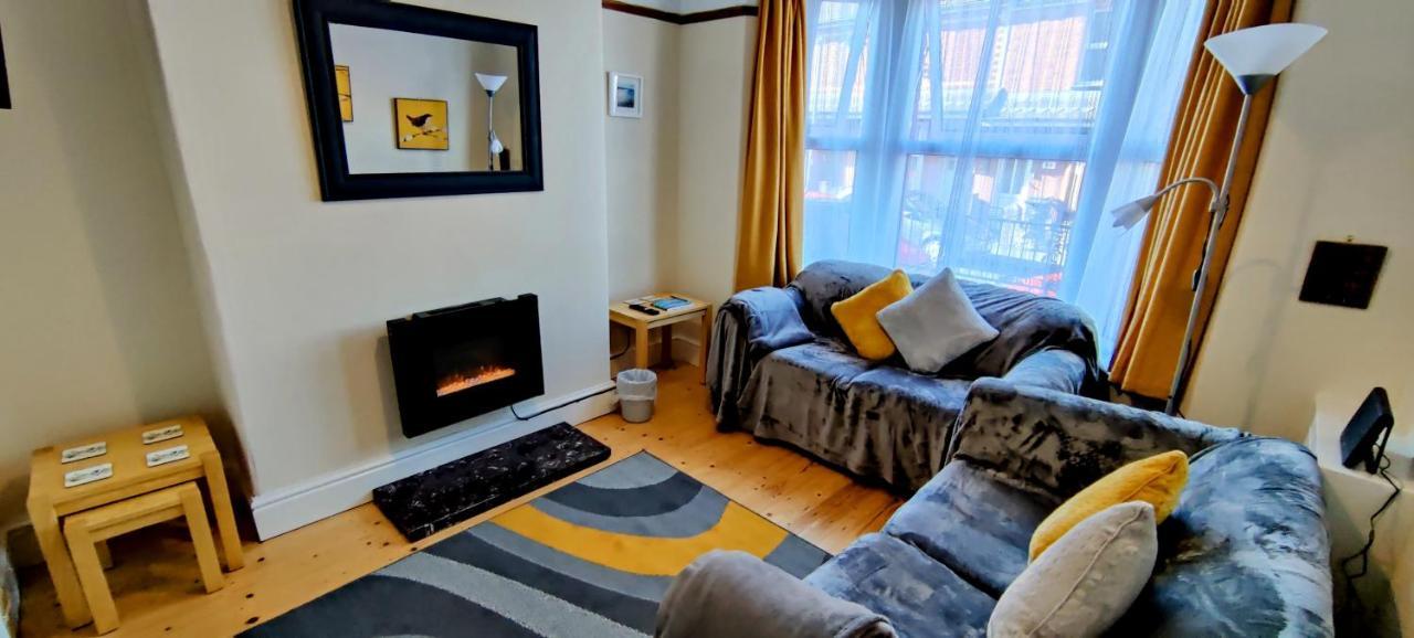 科尔温湾Rhubarb Terrace On The Coast - Sleeps 1-6别墅 外观 照片